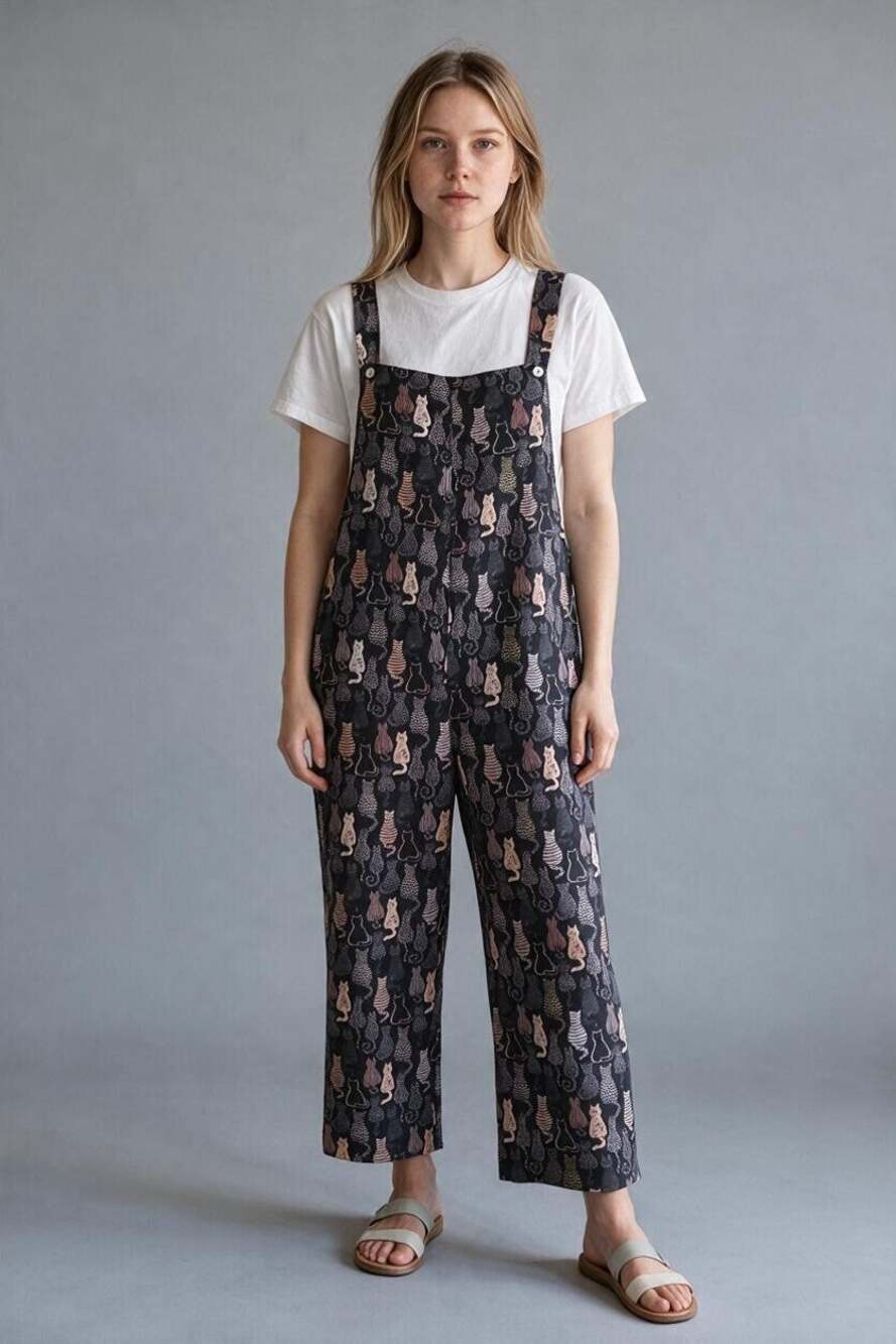 SM Wardrobe Womens Cat Print Overalls Size Small Black NEW